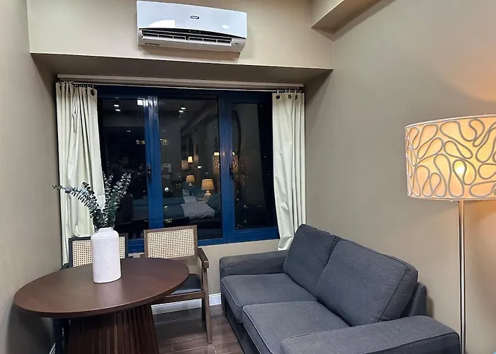 شقة 2 Bed At Air Residences Condo, Ayala Ave Makati *